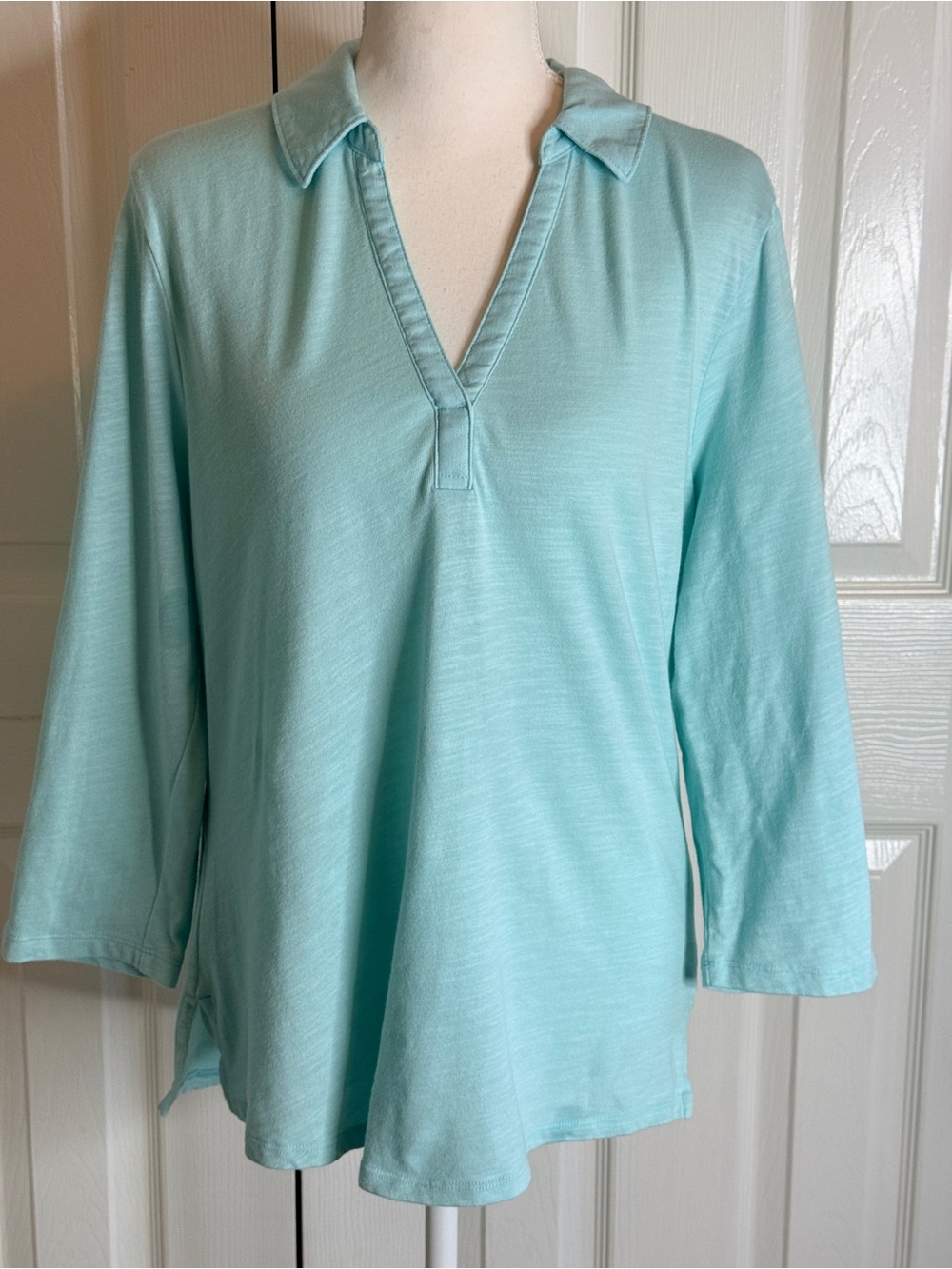 Tommy Bahama Ashby Isles 3/4 Sleeve Johnny Collar Top M EUC Aqua